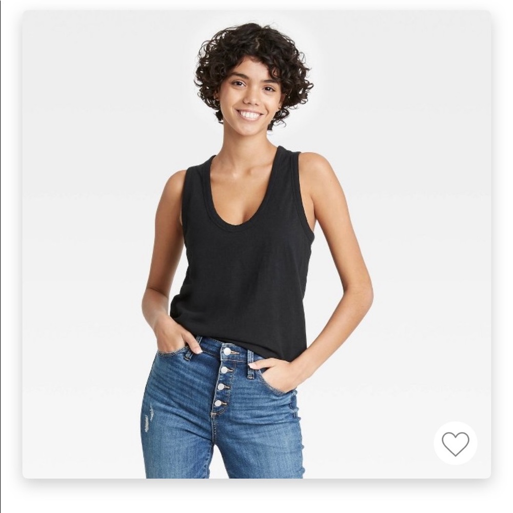 Universal Thread NWT charcoal scoop neck tank